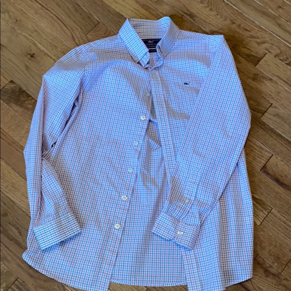 New without tags.  Boys Vineyard Vines button up